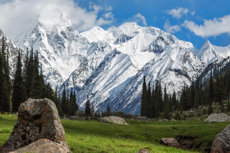 Rodinná dovolená Kyrgyzstán